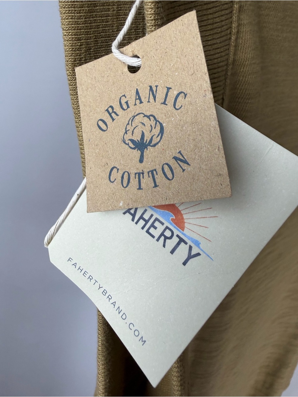 NWT Faherty XL Sunwashed Organic Cotton Tank Mustard Coastal Beachy - Picture 3 of 3
